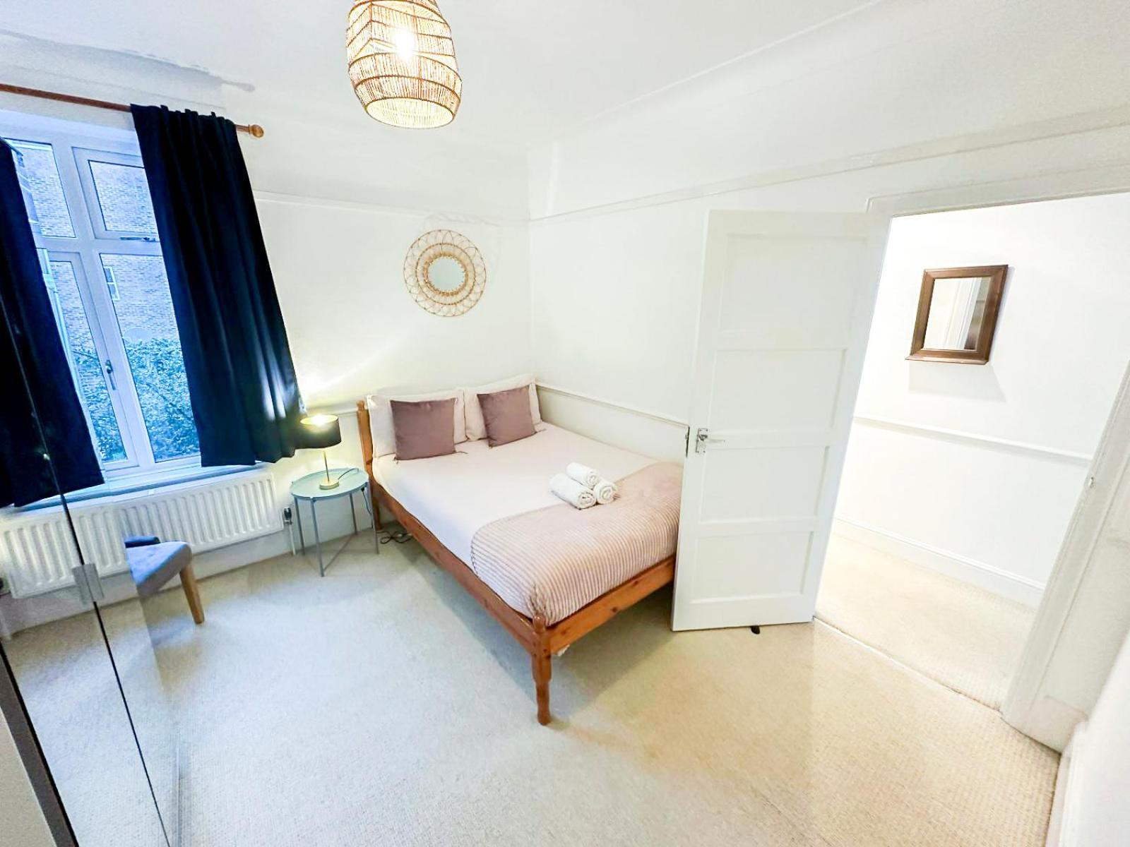 Lovely 3 Bedroom Maisonette With Private Roof Terrace In Hammersmith London Exterior photo